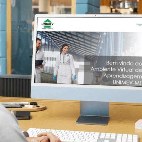 Possuimos a nossa plataforma completa de ensino com cursos EAD, realizamos  cursos  presenciais, workshops e palestras.

Tudo para manter você na vanguarda da Medicina Veterinária.
